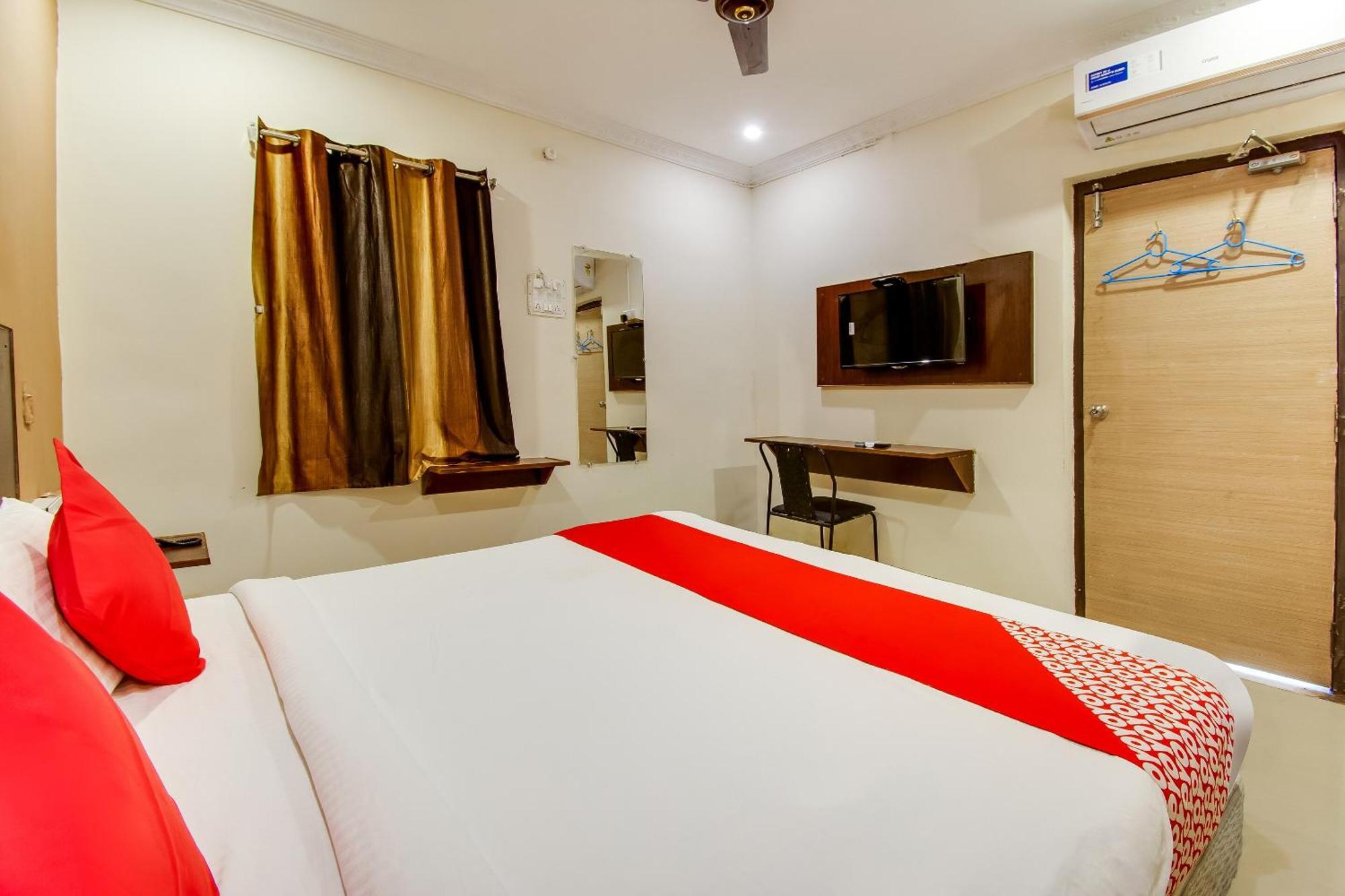 Oyo Akshaya Nest Hotel Vijayawada Exterior photo